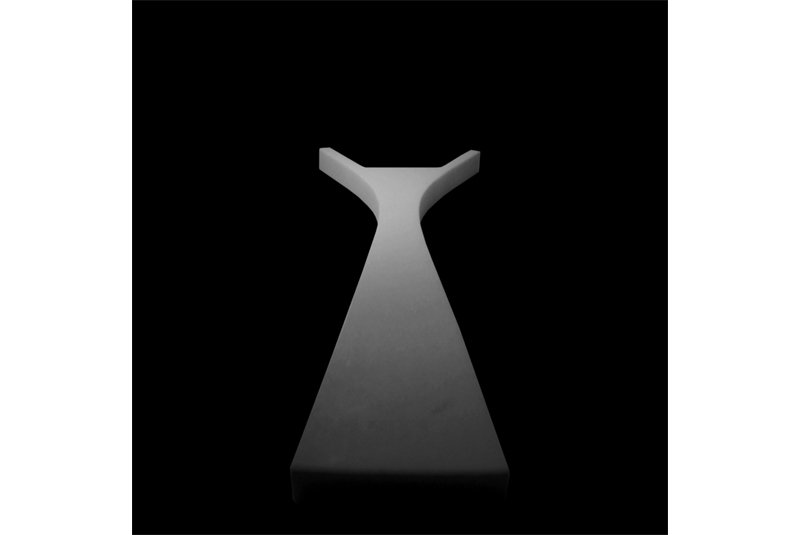 Fig. 10
Modello in marmo del progetto
del memoriale sul dettaglio
d’angolo; vista del puntello
strutturale. Fig. 10
Modello in marmo del progetto
del memoriale sul dettaglio
d’angolo; vista del puntello
strutturale.