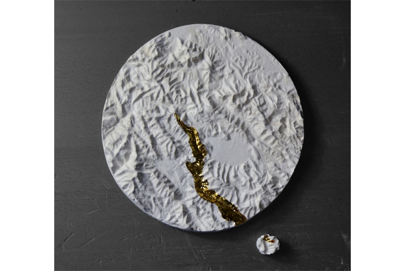 Fig. 13
Modello in scala del Guscio -
Opera Viva: tecnica mista; Modello
di studio della forma (Guscio
e Scavo): gesso. Fig. 13
Modello in scala del Guscio -
Opera Viva: tecnica mista; Modello
di studio della forma (Guscio
e Scavo): gesso.