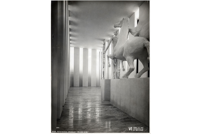 Fig. 5
Lucio Fontana, Gruppo scultoreo nel Salone d’Onore, di Persico, Nizzoli, Palanti, Sesta Triennale, Palazzo dell’Arte, Milano, 1936.
©Triennale Milano. Fig. 5
Lucio Fontana, Gruppo scultoreo nel Salone d’Onore, di Persico, Nizzoli, Palanti, Sesta Triennale, Palazzo dell’Arte, Milano, 1936.
©Triennale Milano.