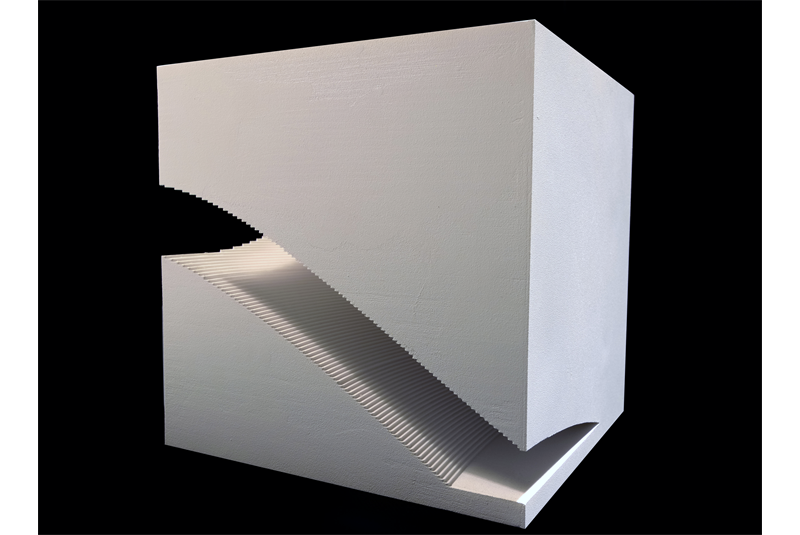 Fig. 4 Modello / model