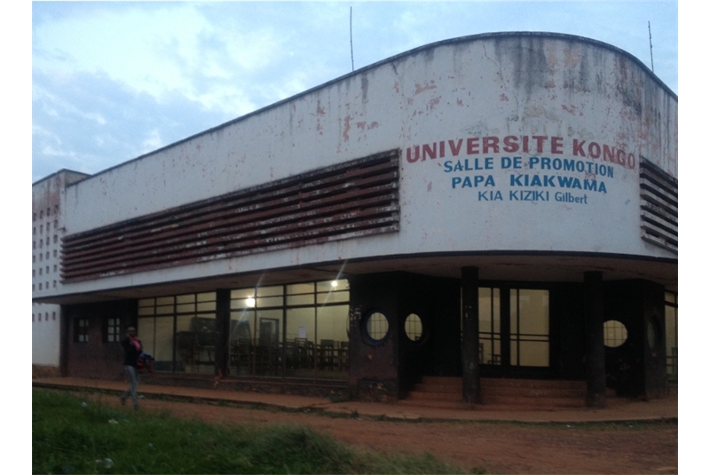 Fig. 4
Cinema di Mbanza Ngungu ora
sede dell&rsquo;Universit&agrave; del Kongo,
Repubblica Democratica del
Congo. 2015 &copy;Manlio Michieletto.