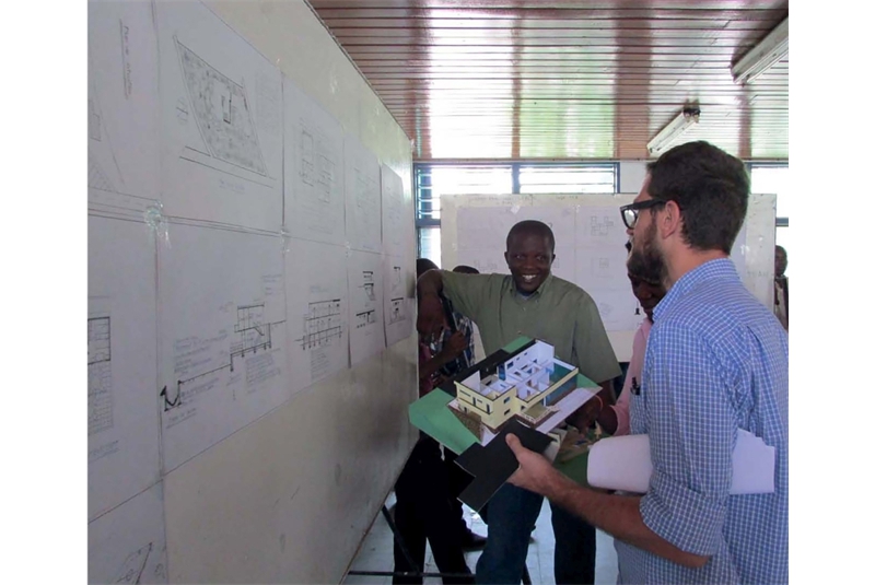 Fig. 1
Exam of architectural planning
II, &ldquo;La casa tropicale&rdquo;, at ISAU
(Institute Superiore d&rsquo;Architecture
et Urbanisme, Kinshasa, DRCongo).
2014 &copy;Victor Mukanya
Bay.