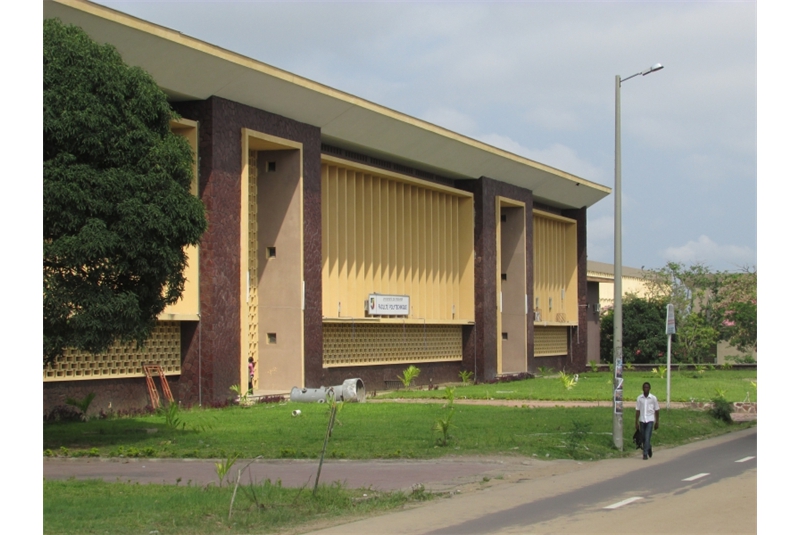 Fig. 5
Faculty of Engineering at the
University of Kinshasa, Democratic
Republic of Congo. 2014
&copy;Manlio Michieletto.